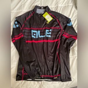 Woman’s cycling jacket lightweight